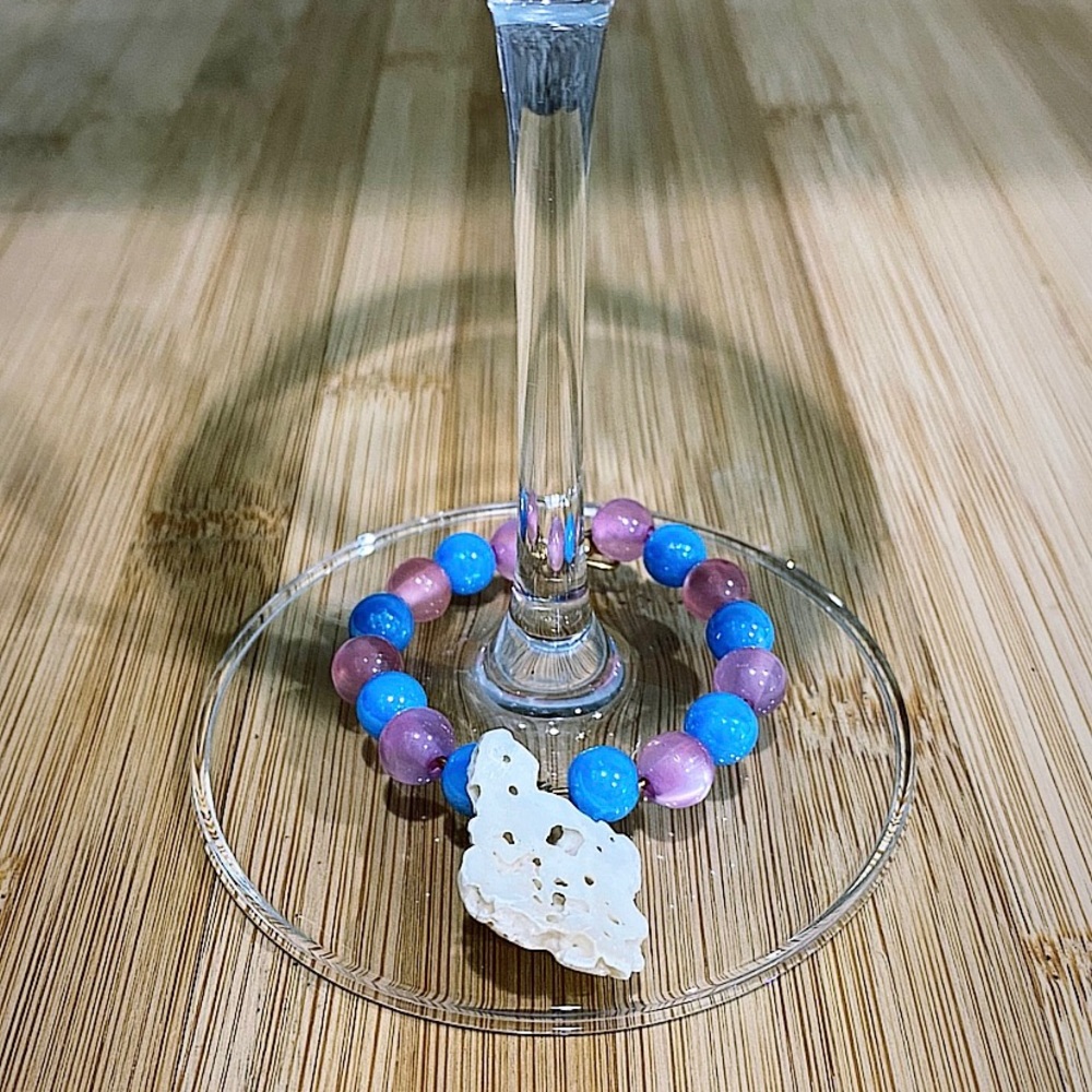 Elegant Wine Glass Stem Decor